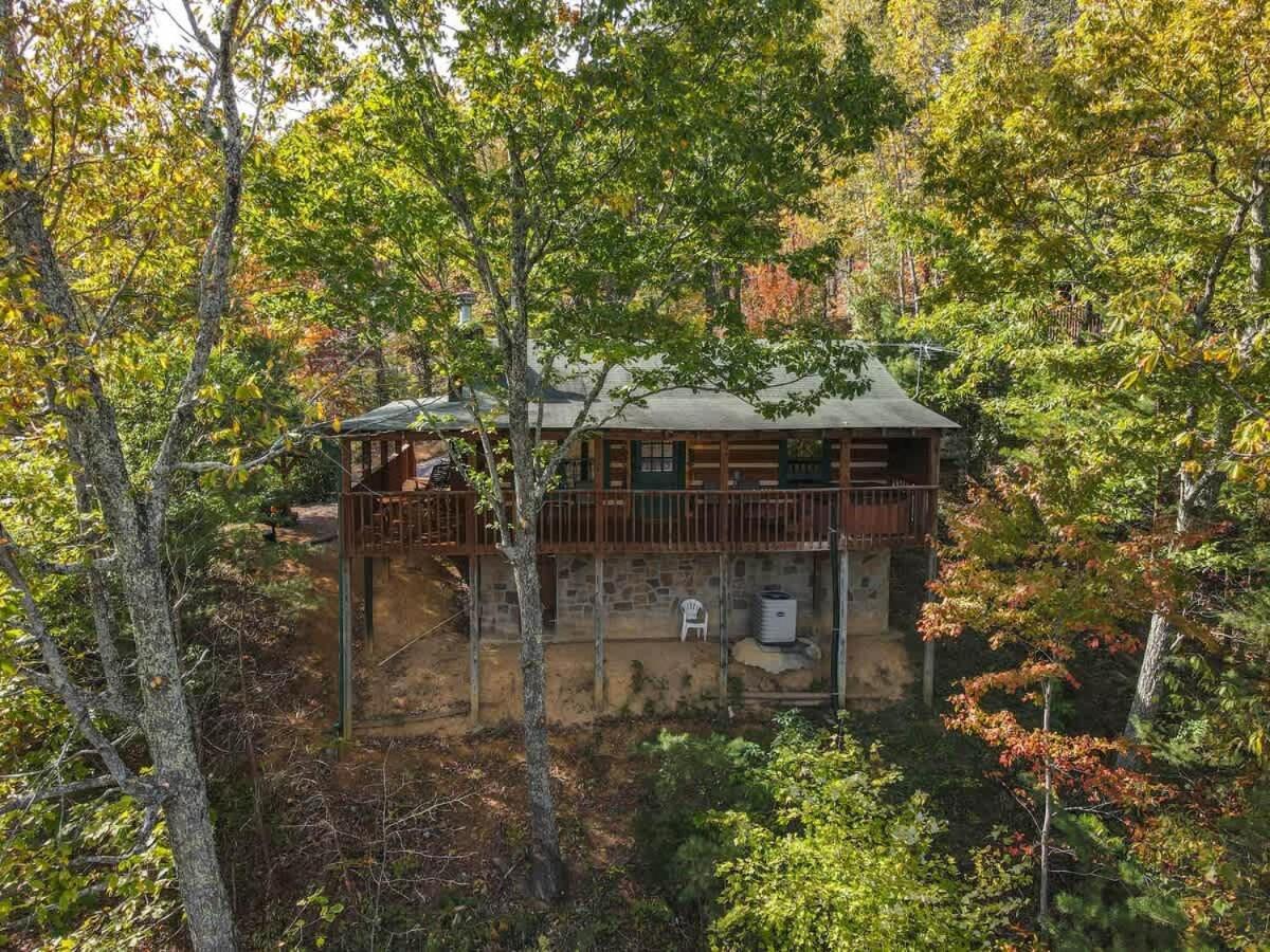 View! Cozy, Private, Fireplace, Hot Tub Log Cabin, Honeymoon! 塞维尔维尔 外观 照片